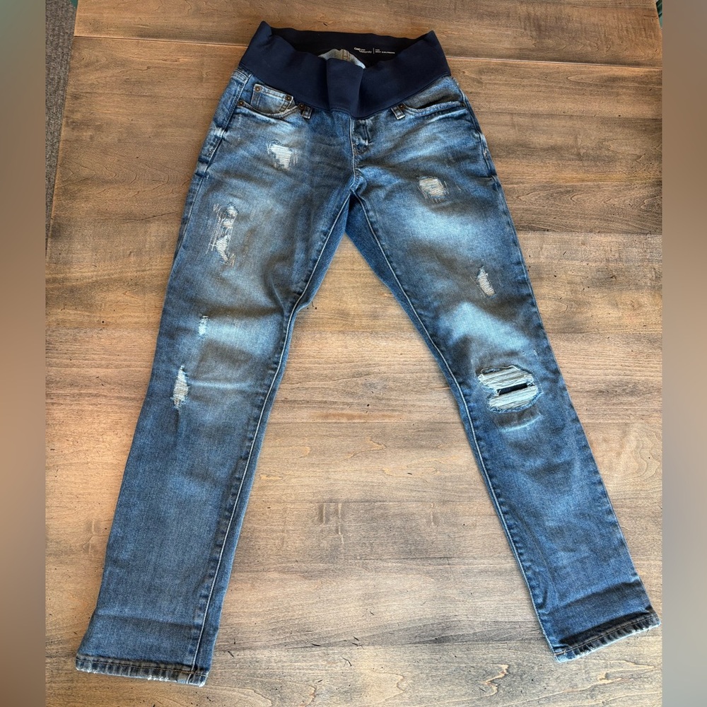 GAP maternity jeans 👖